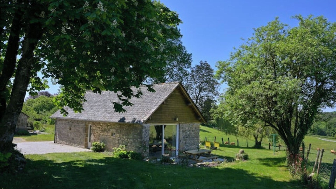 Photo of Outdoor in Camps-Saint-Mathurin-Leobazel