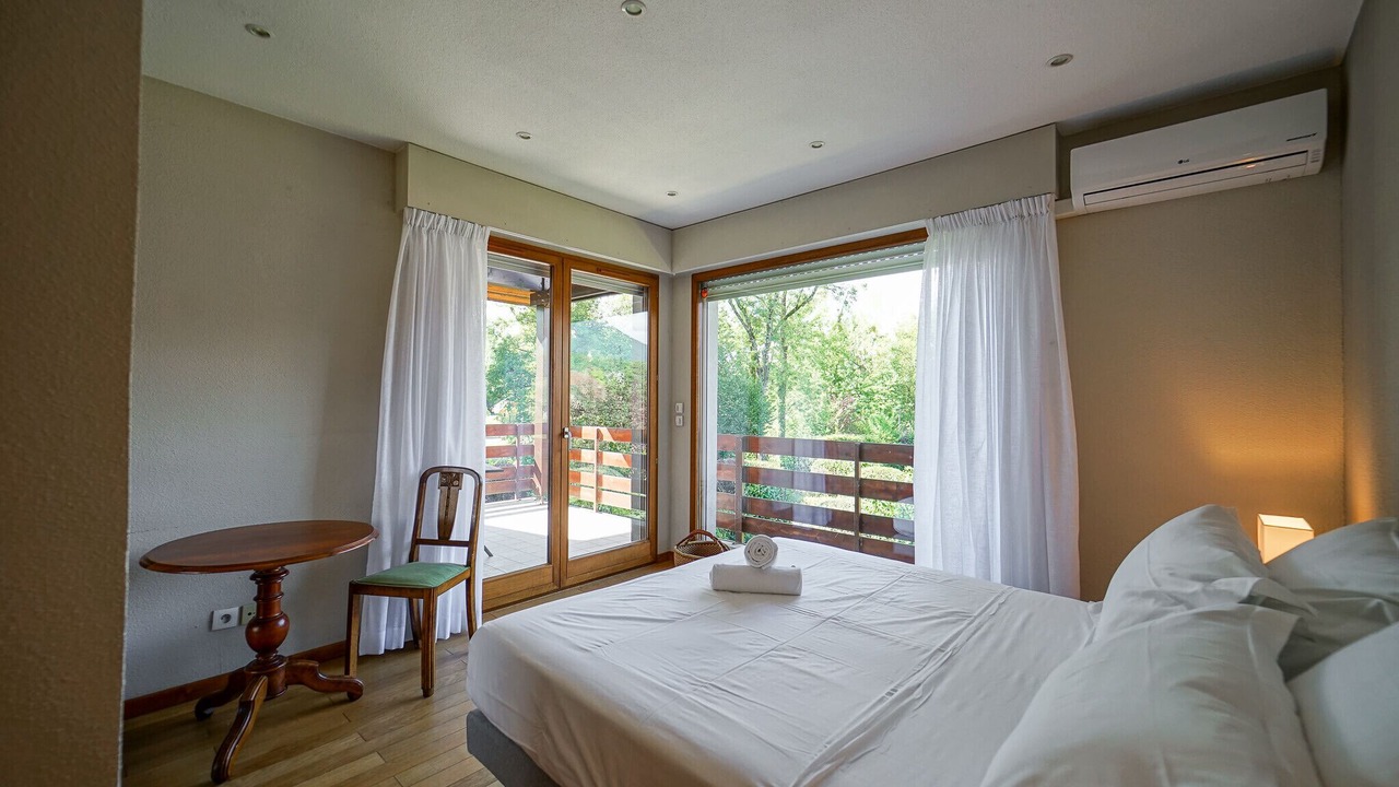 Photo of Bedroom in Saint-Jorioz