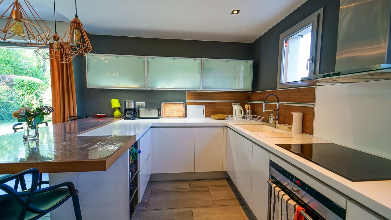 Photo of Kitchen in Saint-Jorioz