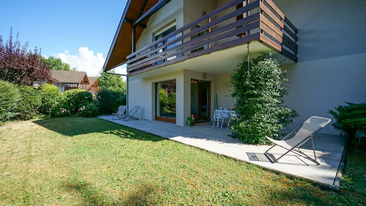 Photo of Patio Balcony in Saint-Jorioz