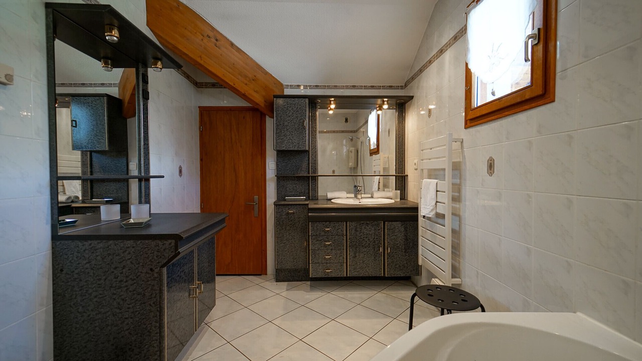 Photo of Bathroom in Saint-Jorioz