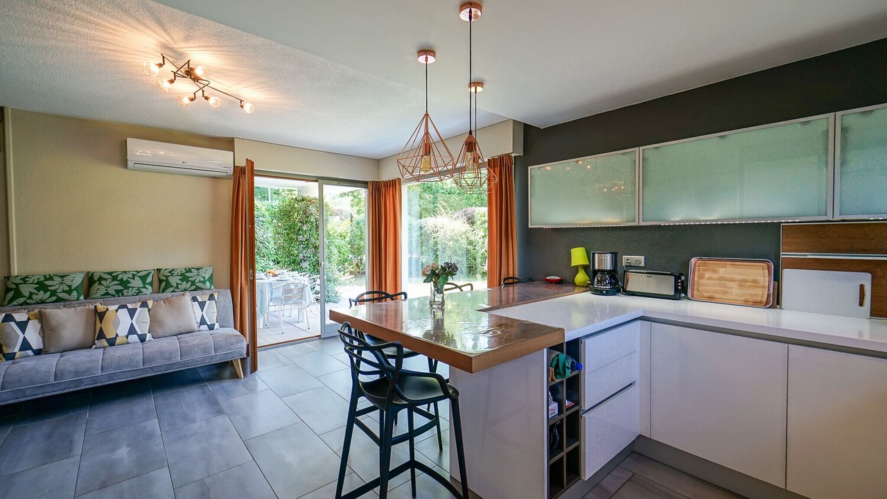 Photo of Kitchen in Saint-Jorioz