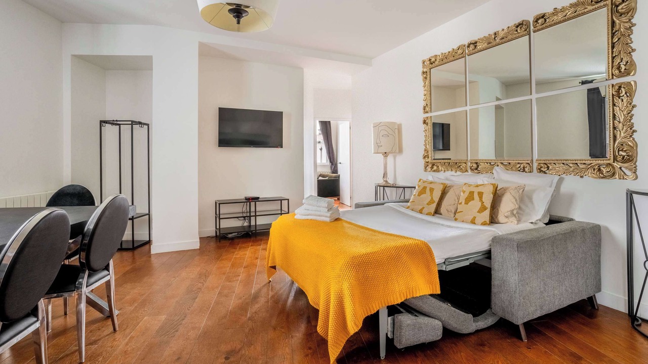 Photo of Bedroom in Montmartre