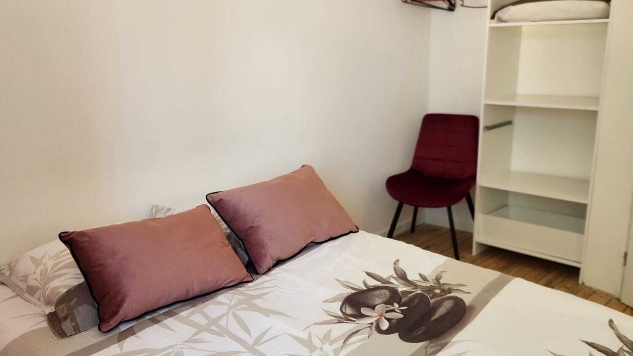 Photo of Bedroom in Villemoirieu