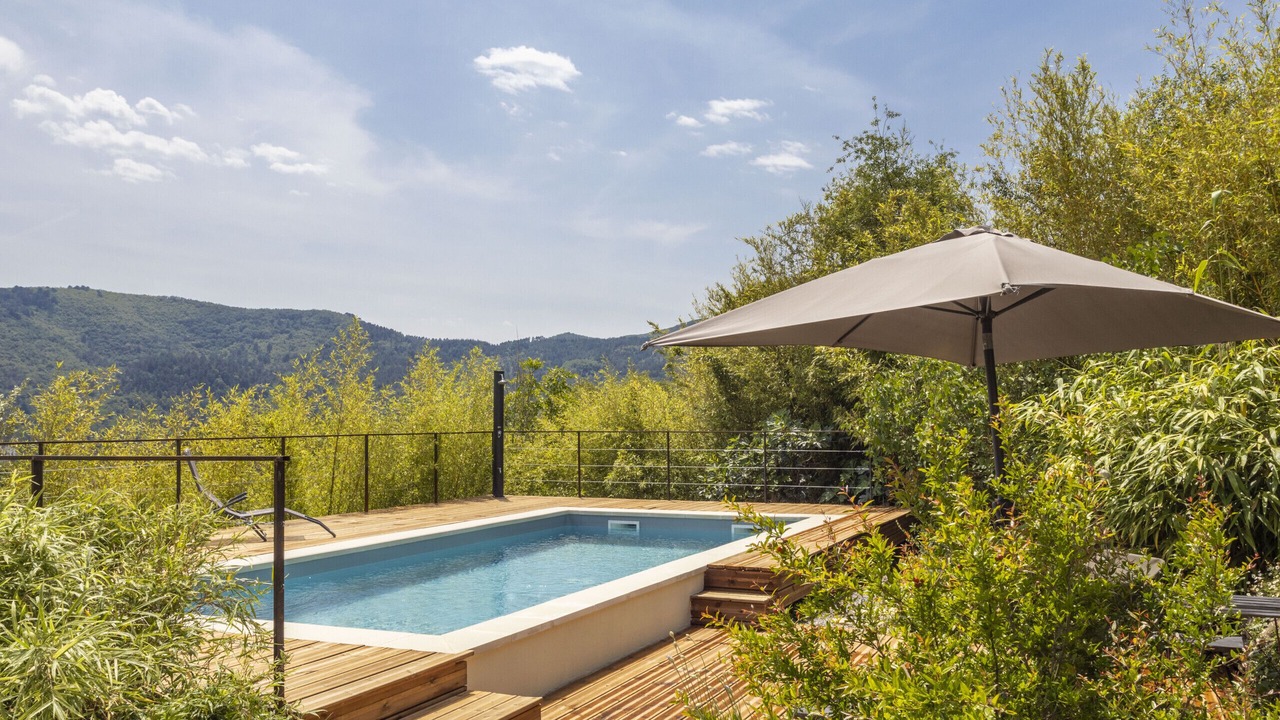Photo of Outdoor in Meyrannes