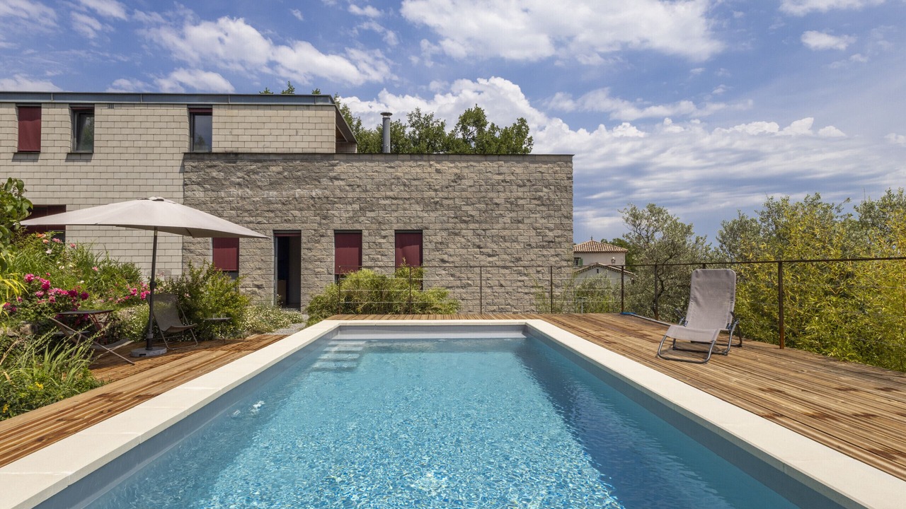 Photo of Outdoor in Meyrannes