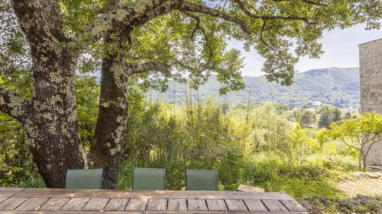 Photo of Outdoor in Meyrannes