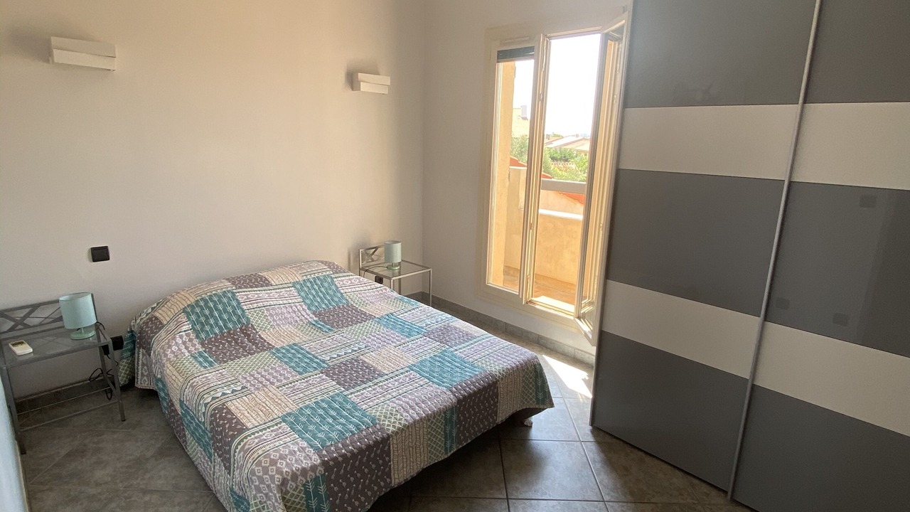 Photo of Bedroom in Les Hauts de Canet