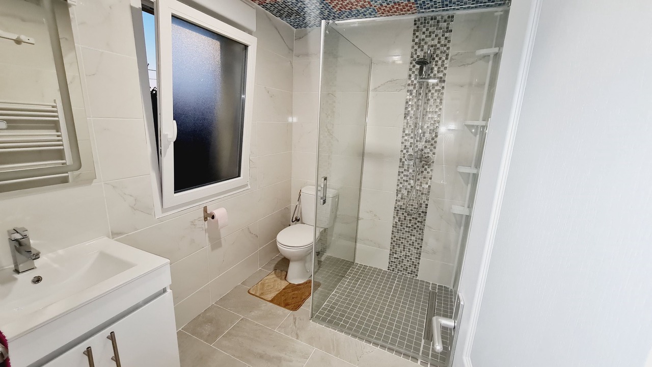 Photo of Bathroom in Sevran