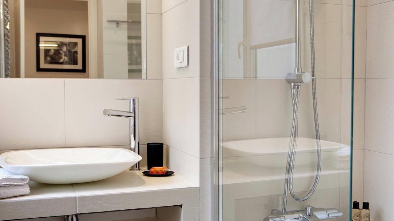 Photo of Bathroom in Marais