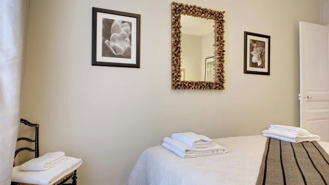 Photo of Bedroom in Marais