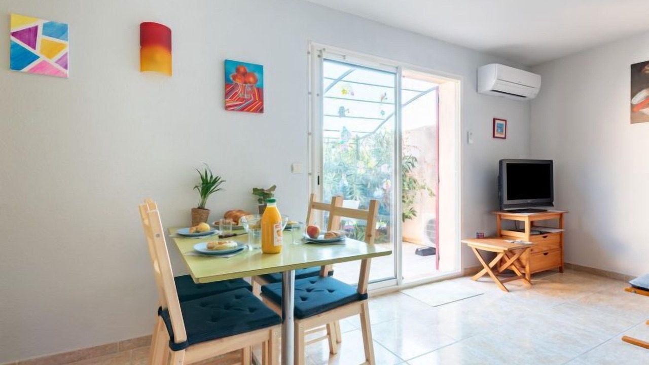 Photo of Bedroom in Aigues-Mortes