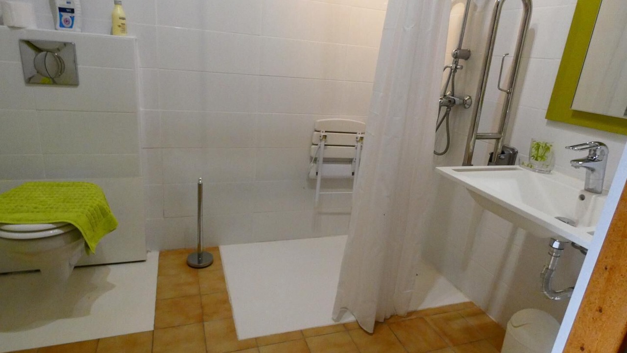 Photo of Bathroom in Saint-Lon-les-Mines