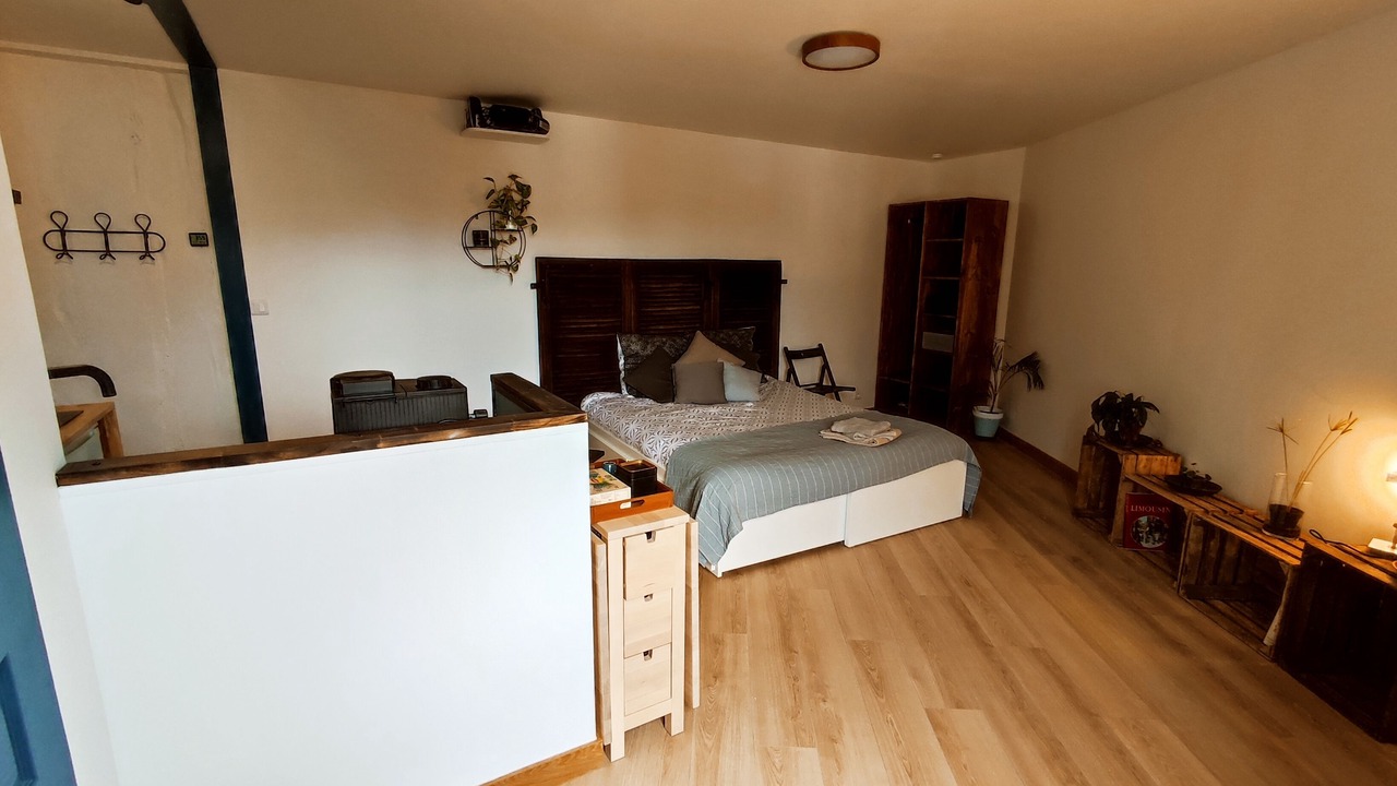 Photo of Bedroom in Limoges