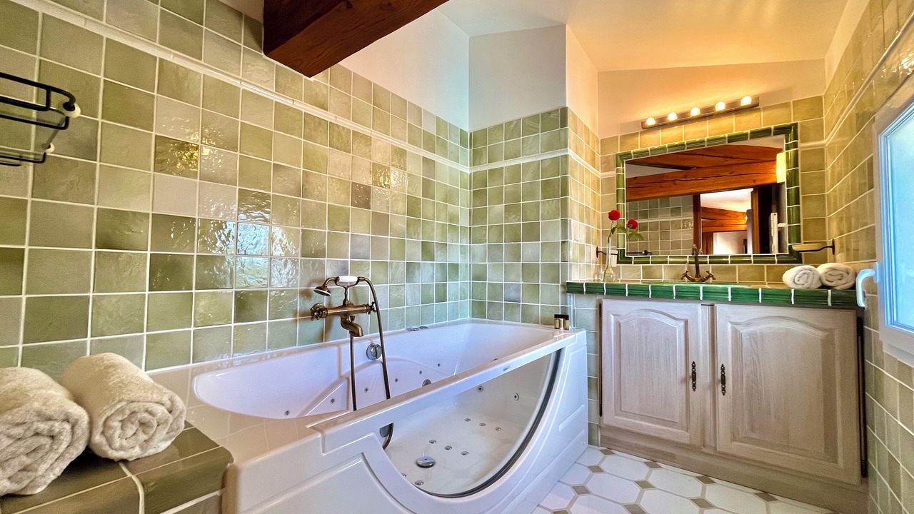 Photo of Bathroom in Saint-Raphael