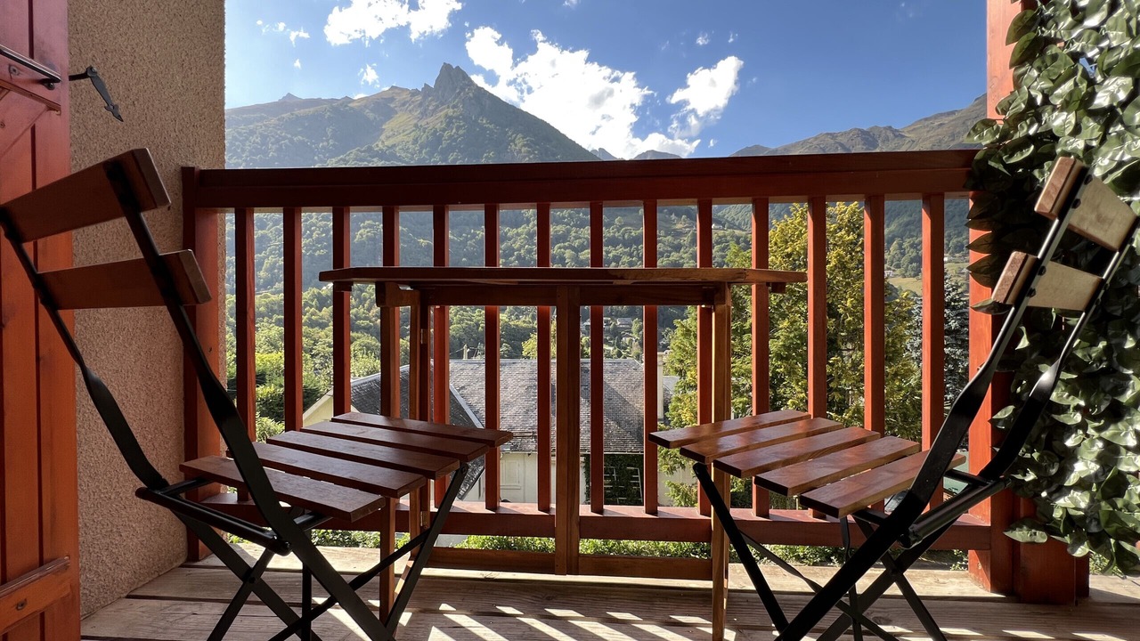 Photo of Patio Balcony in Cauterets