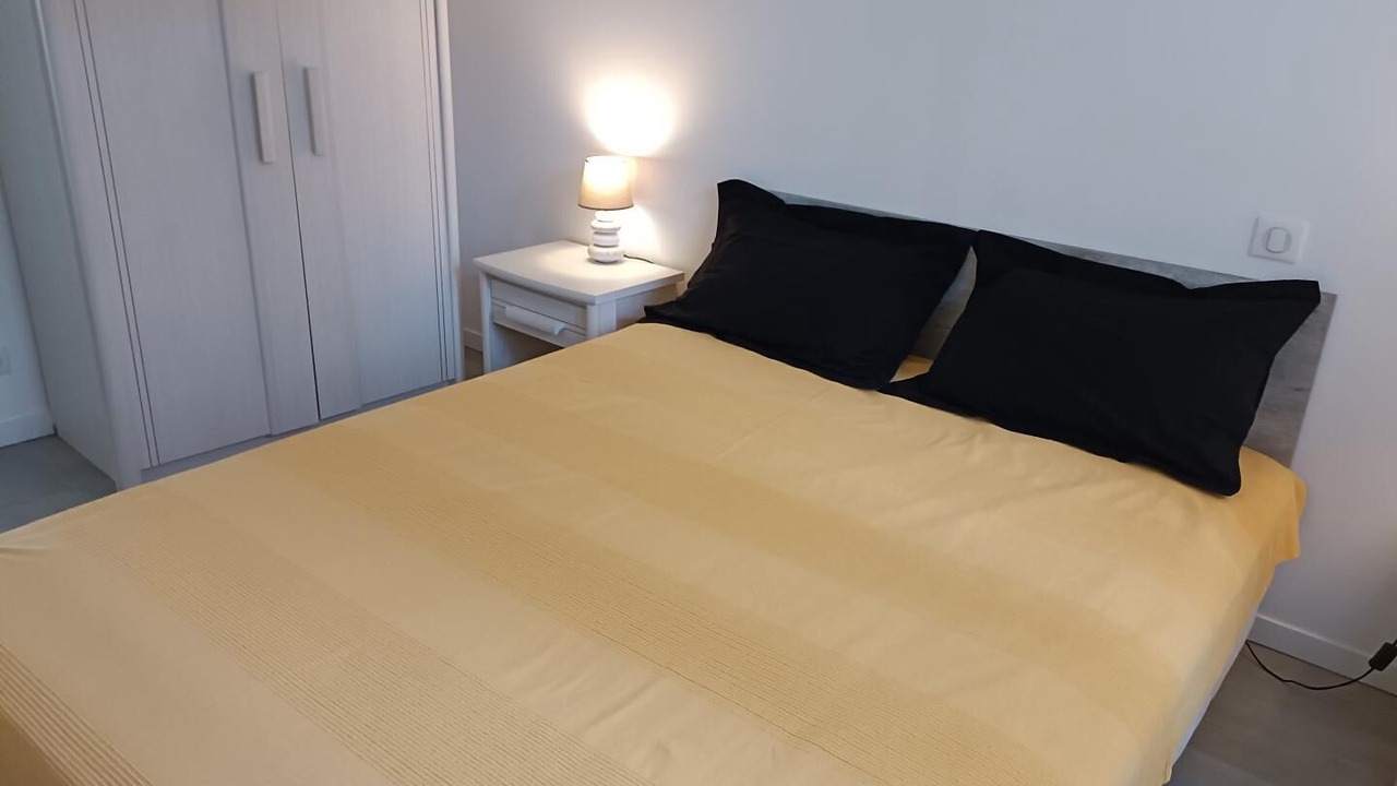 Photo of Bedroom in Arcins