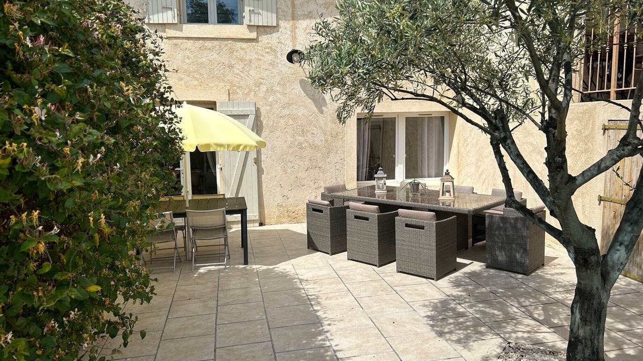 Photo of Outdoor in Cliousclat