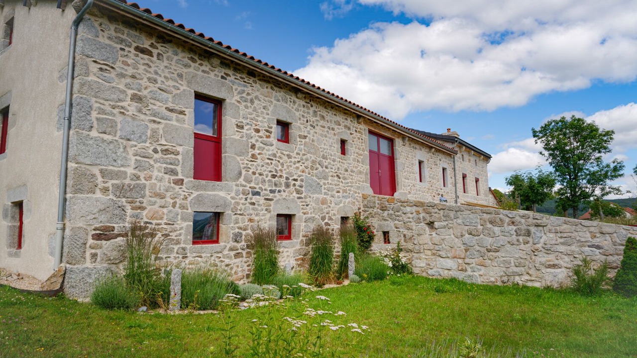 Photo of Outdoor in Julianges