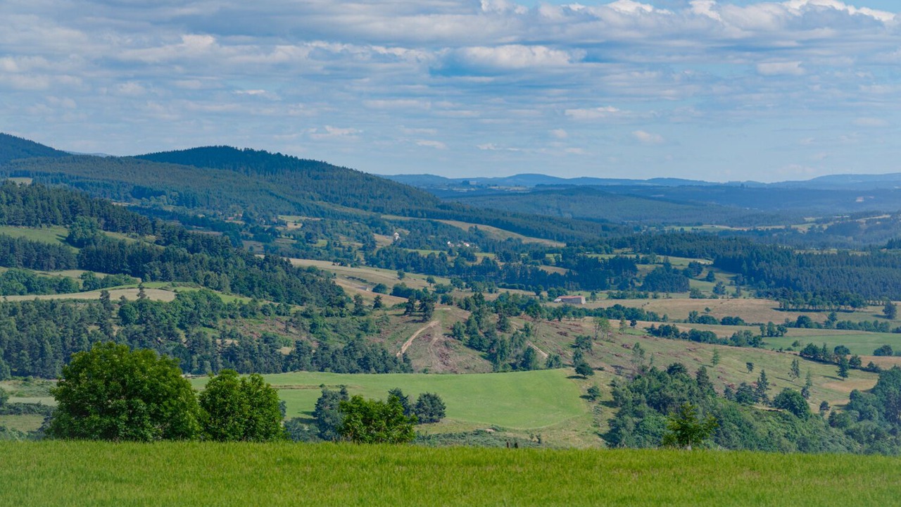 Photo of Outdoor in Julianges