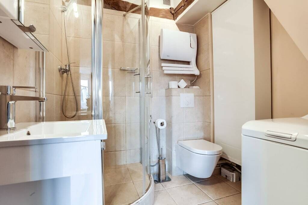 Photo of Bathroom in Quartier de la Porte-Saint-Denis