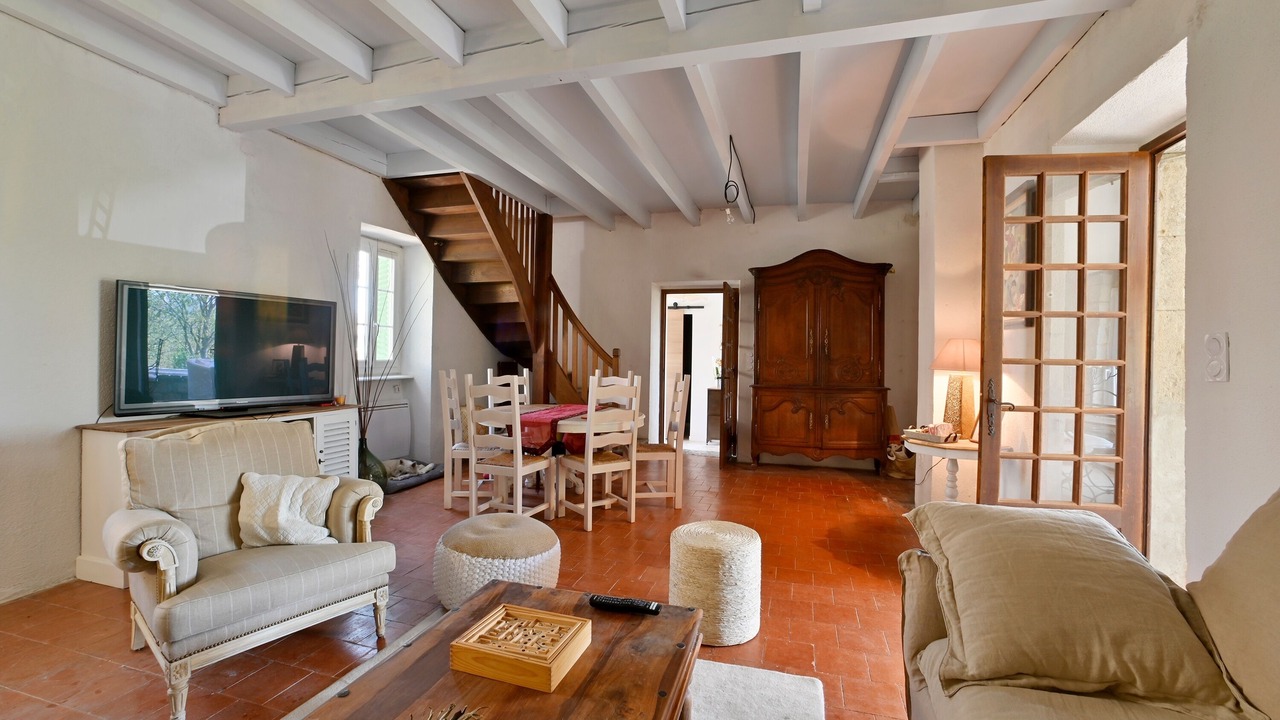 Photo of Livingroom in Chandolas