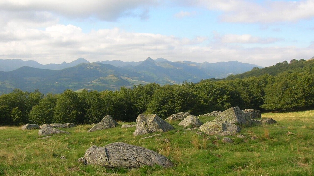 Photo of Others in Jou-sous-Monjou