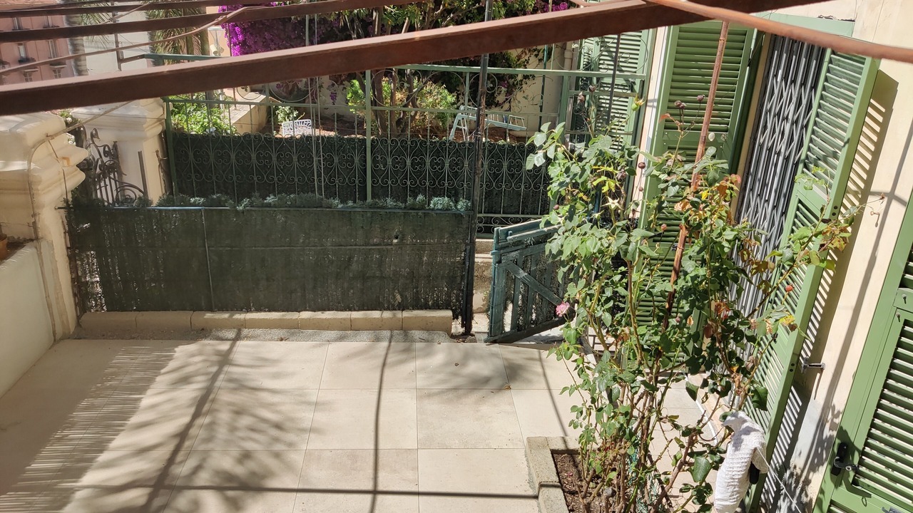 Photo of Outdoor in Beausoleil