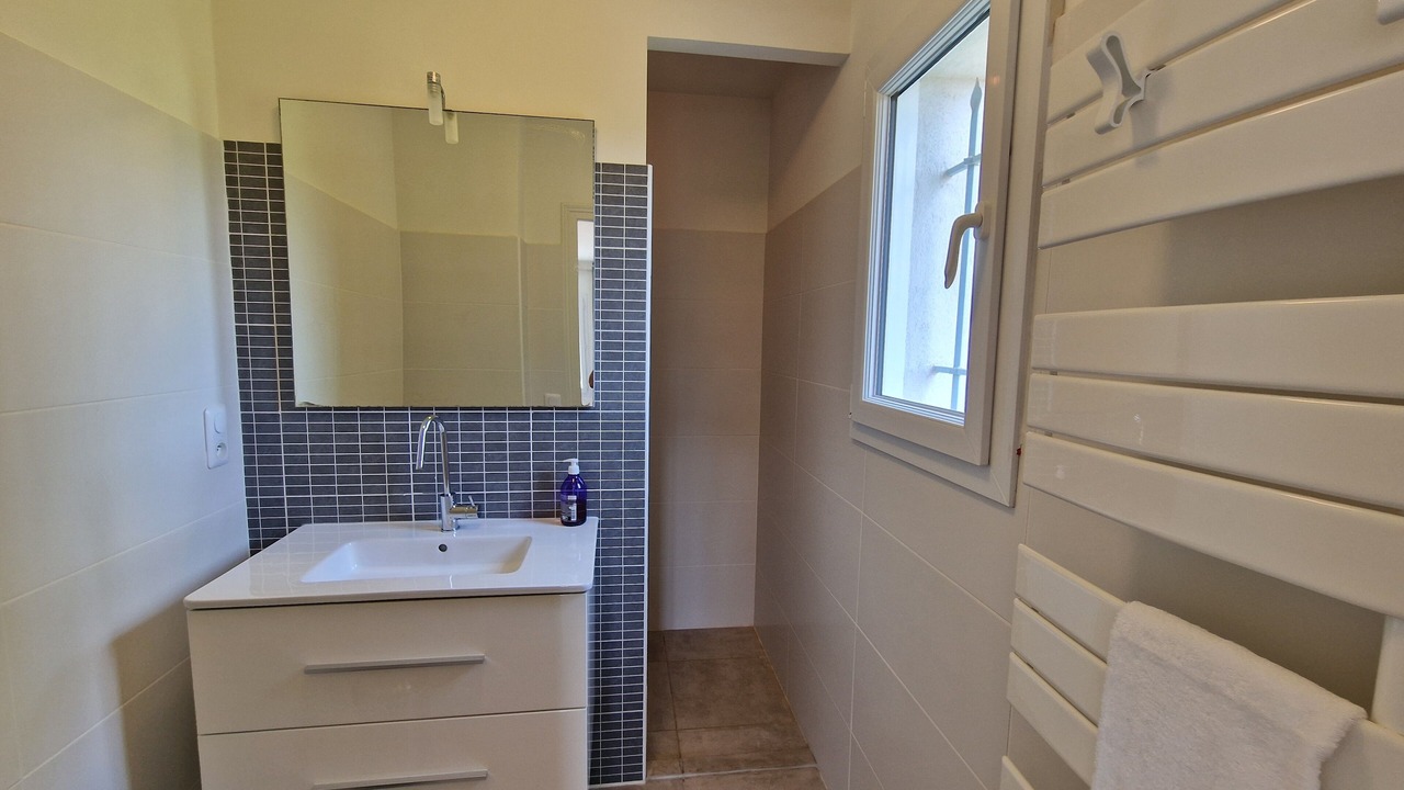 Photo of Bathroom in Preconil