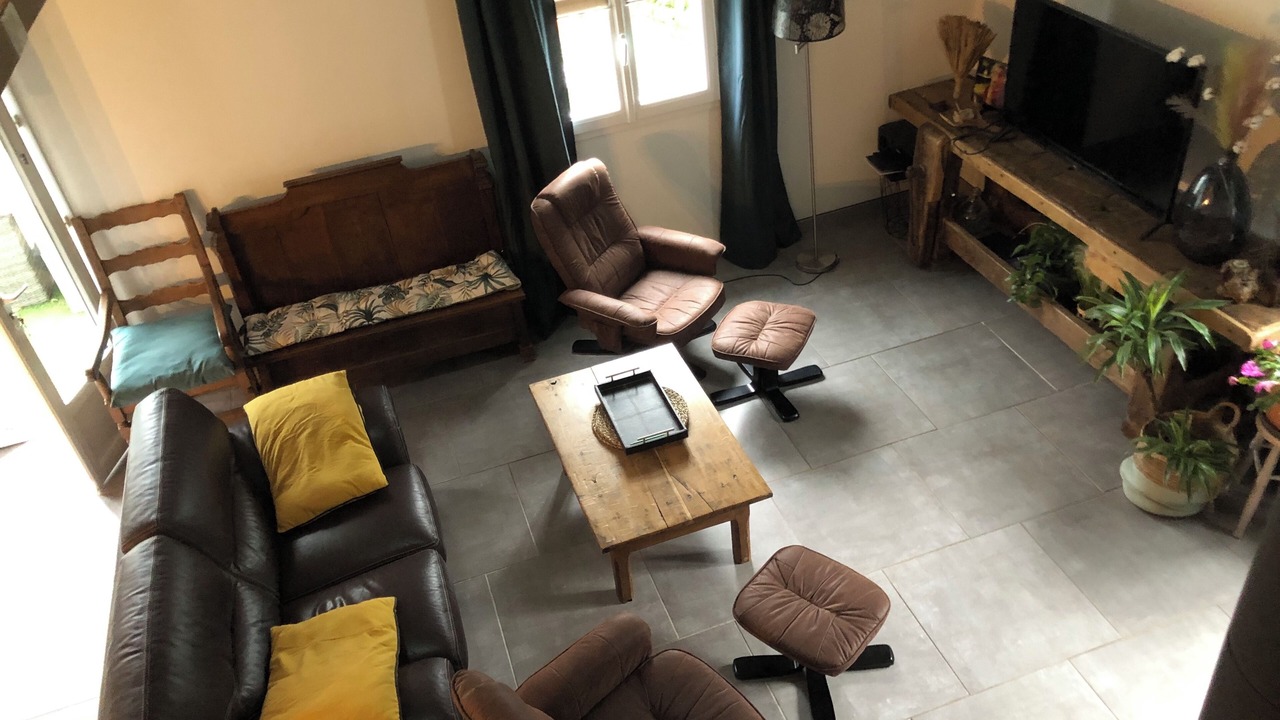 Photo of Livingroom in Sare