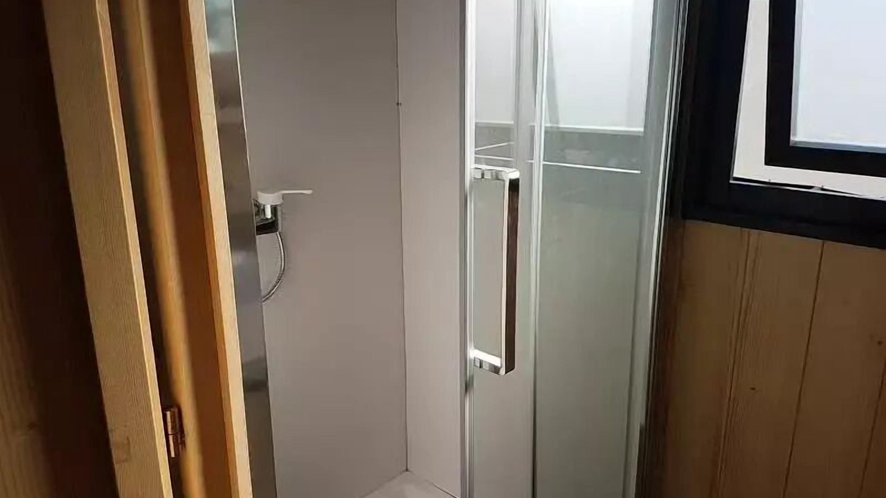Photo of Bathroom in Neuveglise-sur-Truyere