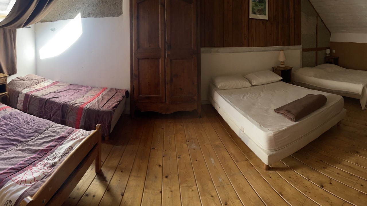 Photo of Bedroom in Camps-Saint-Mathurin-Leobazel