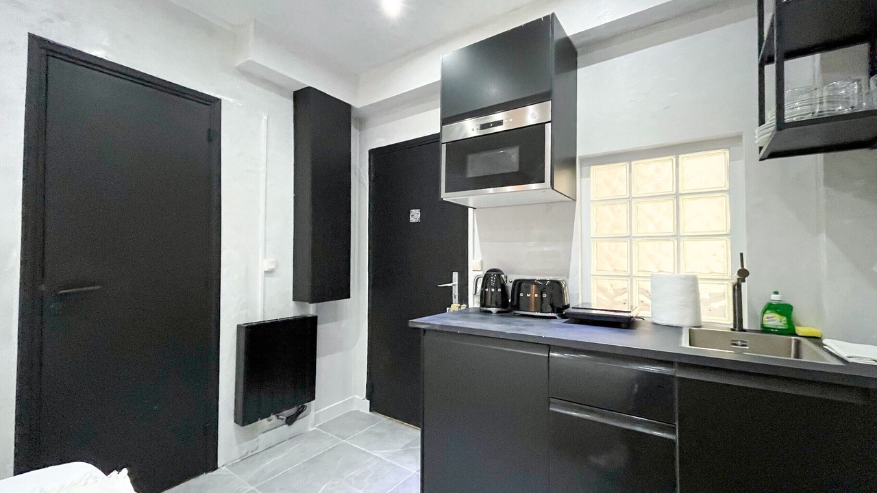 Photo of Kitchen in Quartier de la Plaine-de-Monceaux