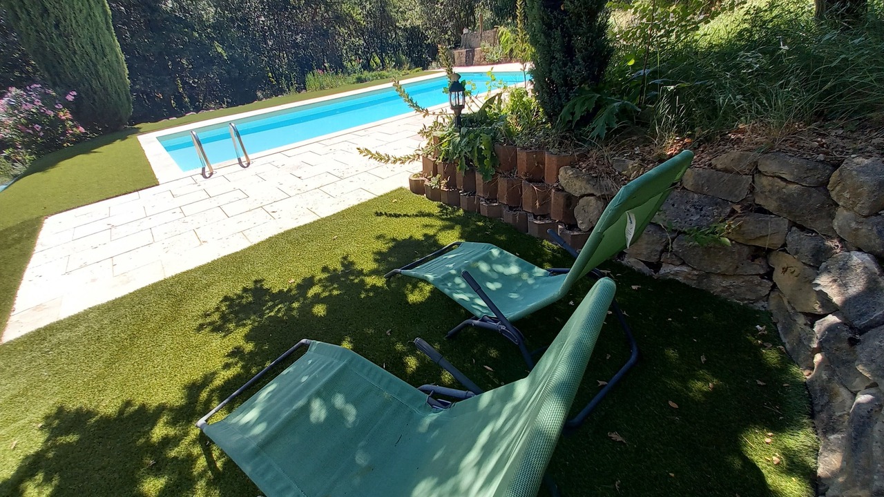 Photo of Outdoor in Vitrolles-en-Luberon
