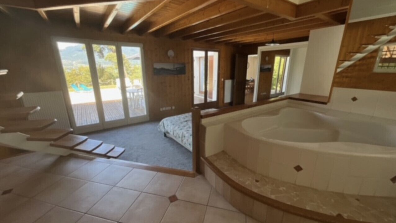 Photo of Bathroom in Cessenaz