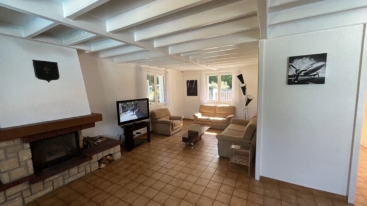 Photo of Livingroom in Cessenaz