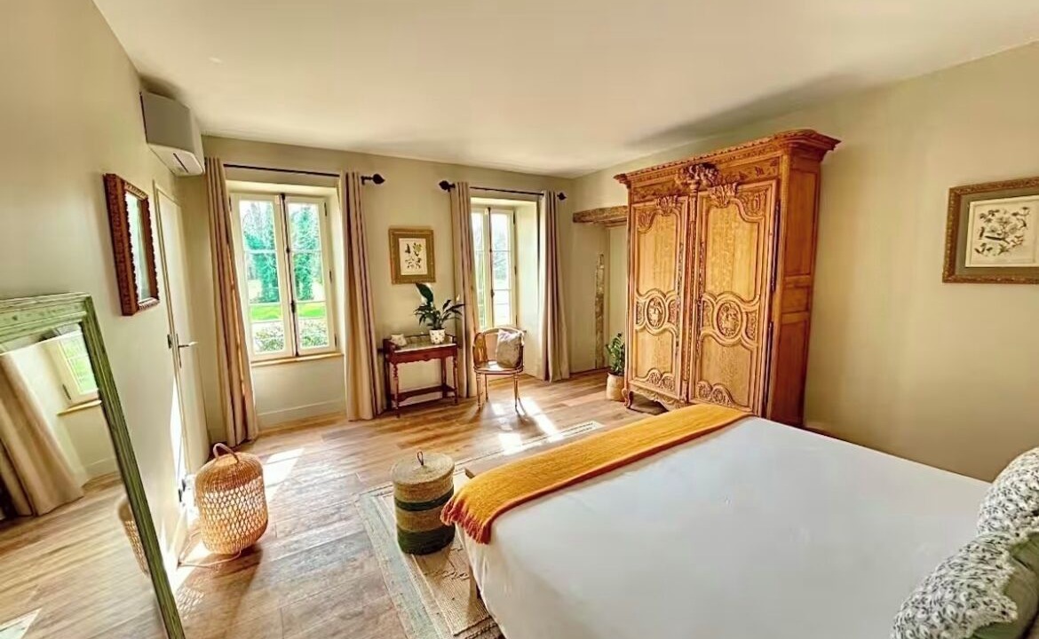 Photo of Bedroom in Livers-Cazelles