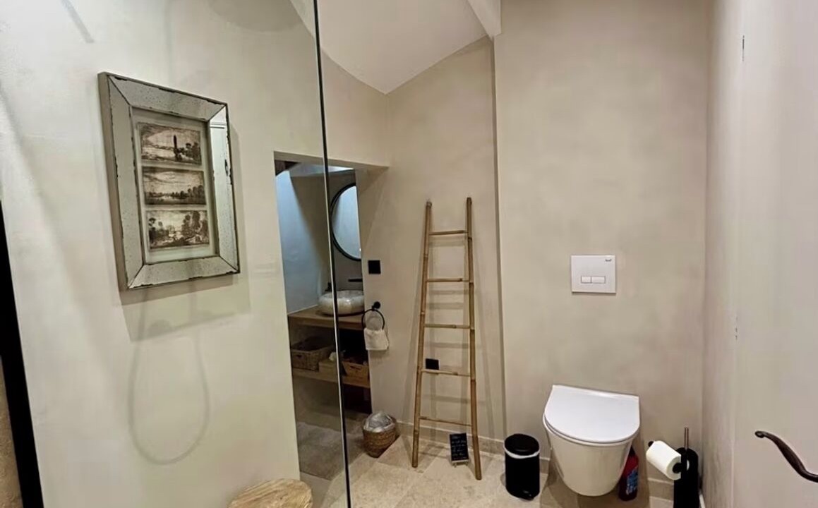 Photo of Bathroom in Livers-Cazelles