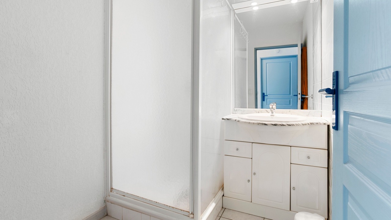 Photo of Bathroom in Preconil