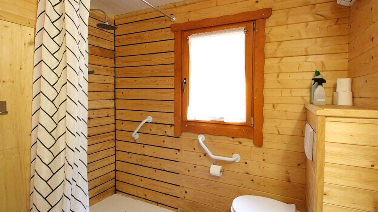Photo of Bathroom in Velzic
