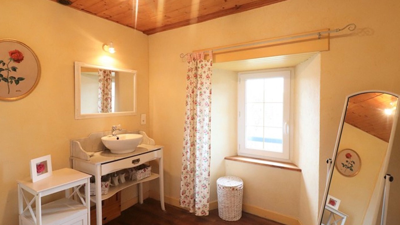 Photo of Bathroom in Paulhenc