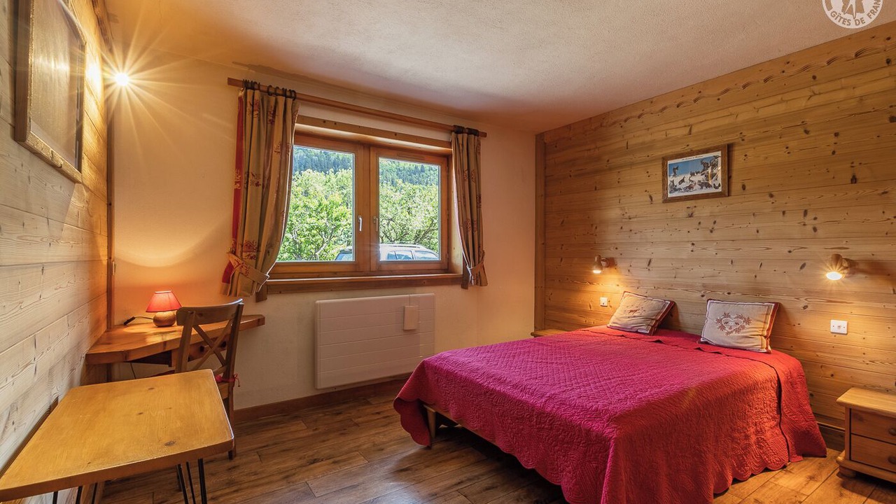 Photo of Bedroom in Les Allues