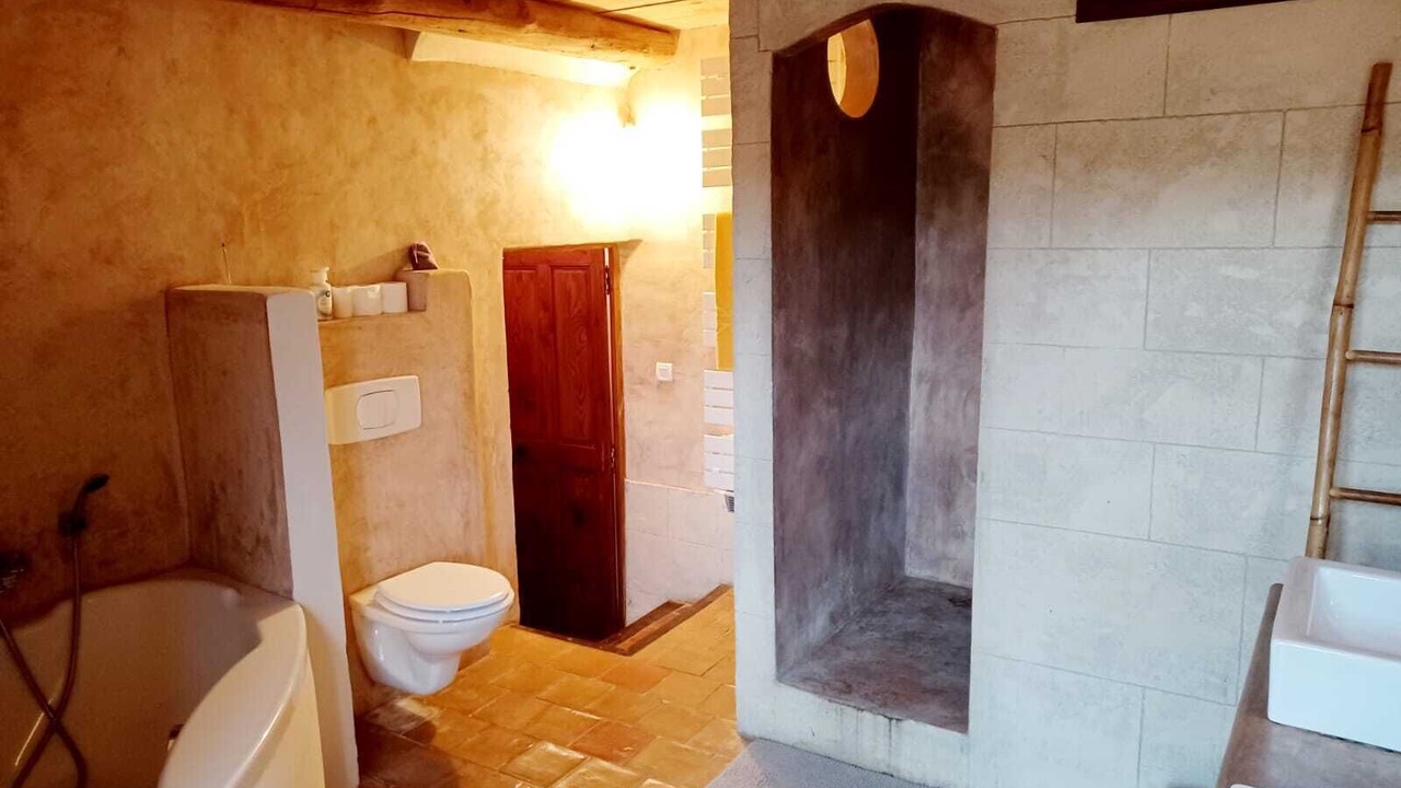 Photo of Bathroom in Caseneuve