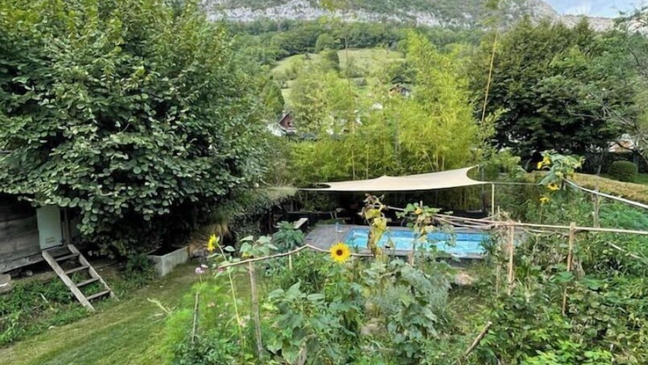 Photo of Outdoor in Chaparon