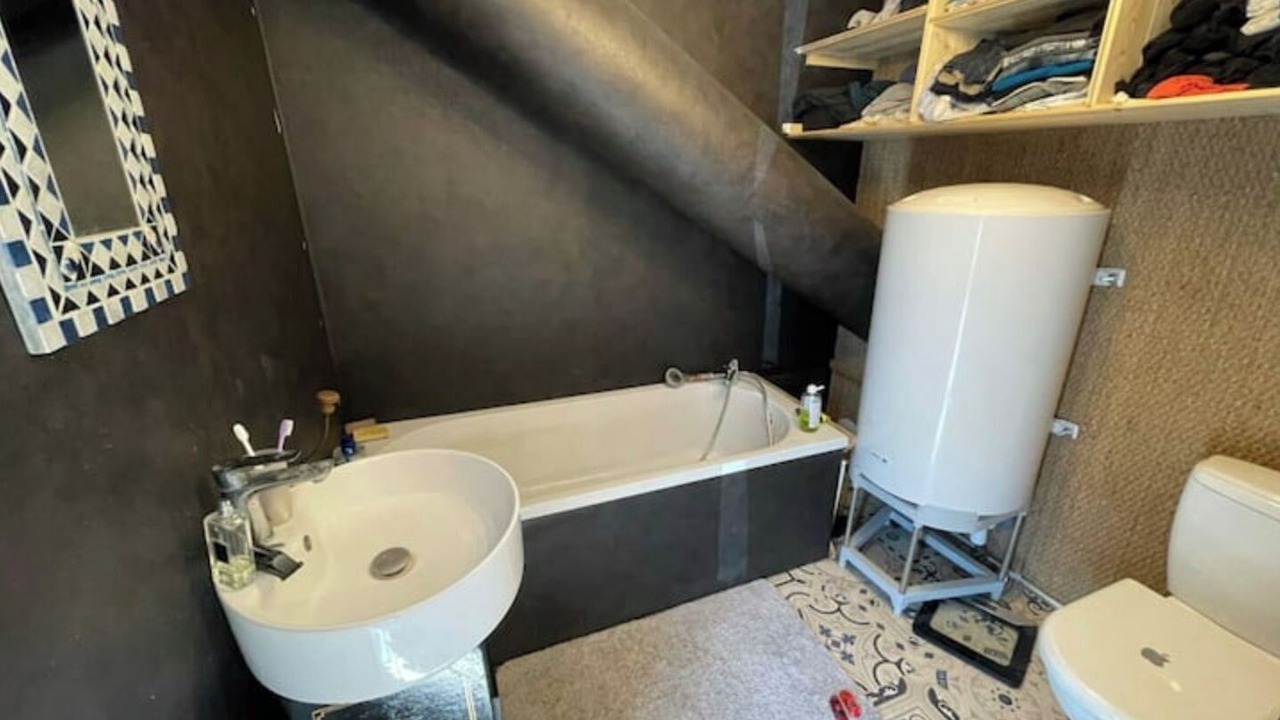 Photo of Bathroom in Chaparon