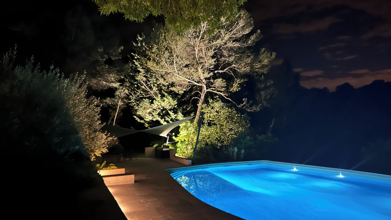 Photo of Outdoor in Meyreuil