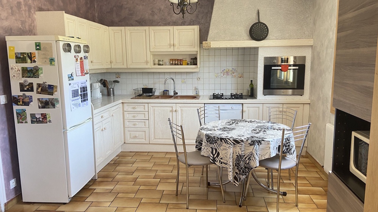Photo of Kitchen in Saint-Jorioz