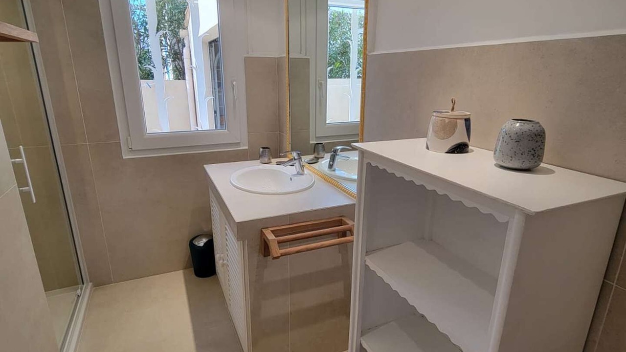 Photo of Bathroom in Portiragnes-Plage