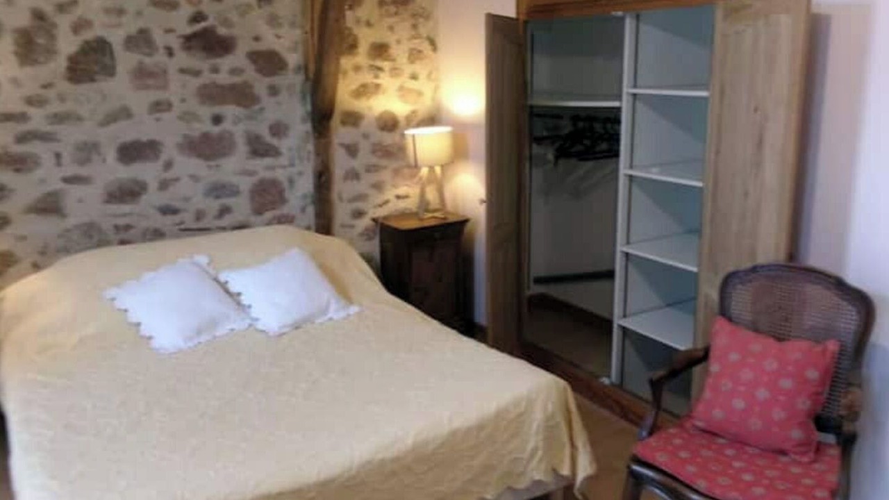 Photo of Bedroom in Capdenac