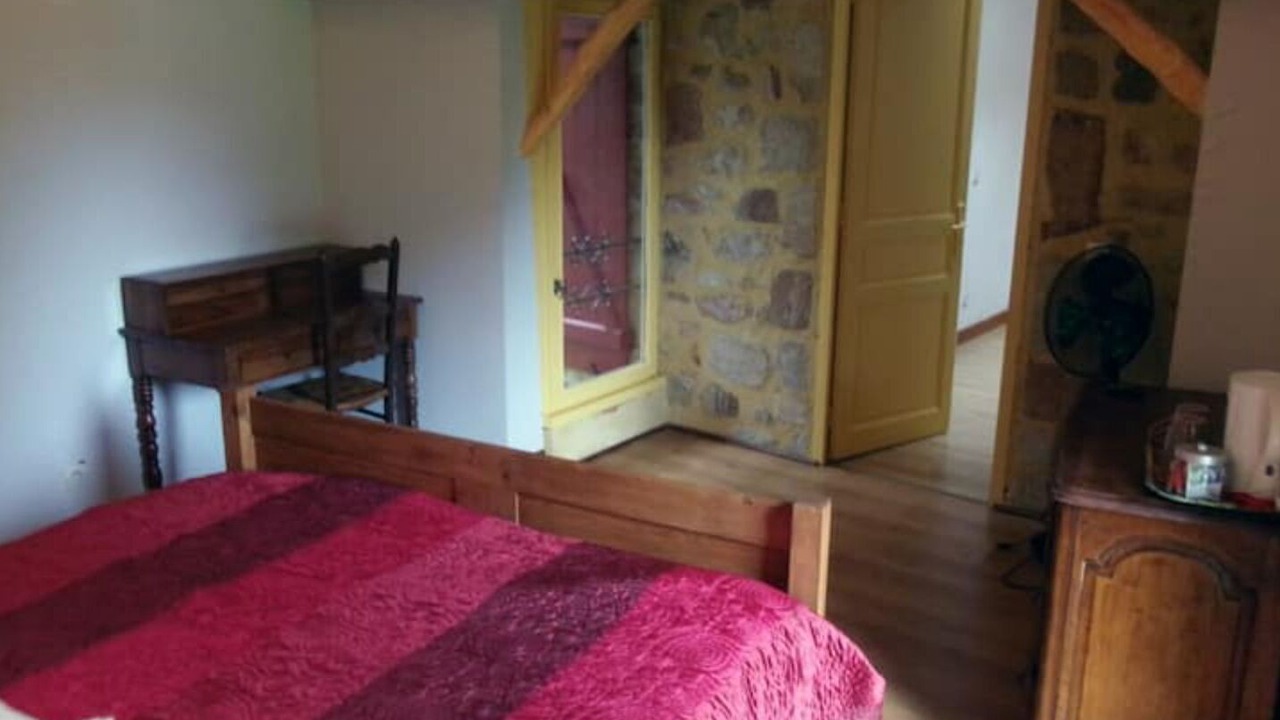 Photo of Bedroom in Capdenac